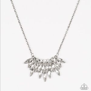 Paparazzi ‘Crowning Moment’ Necklace